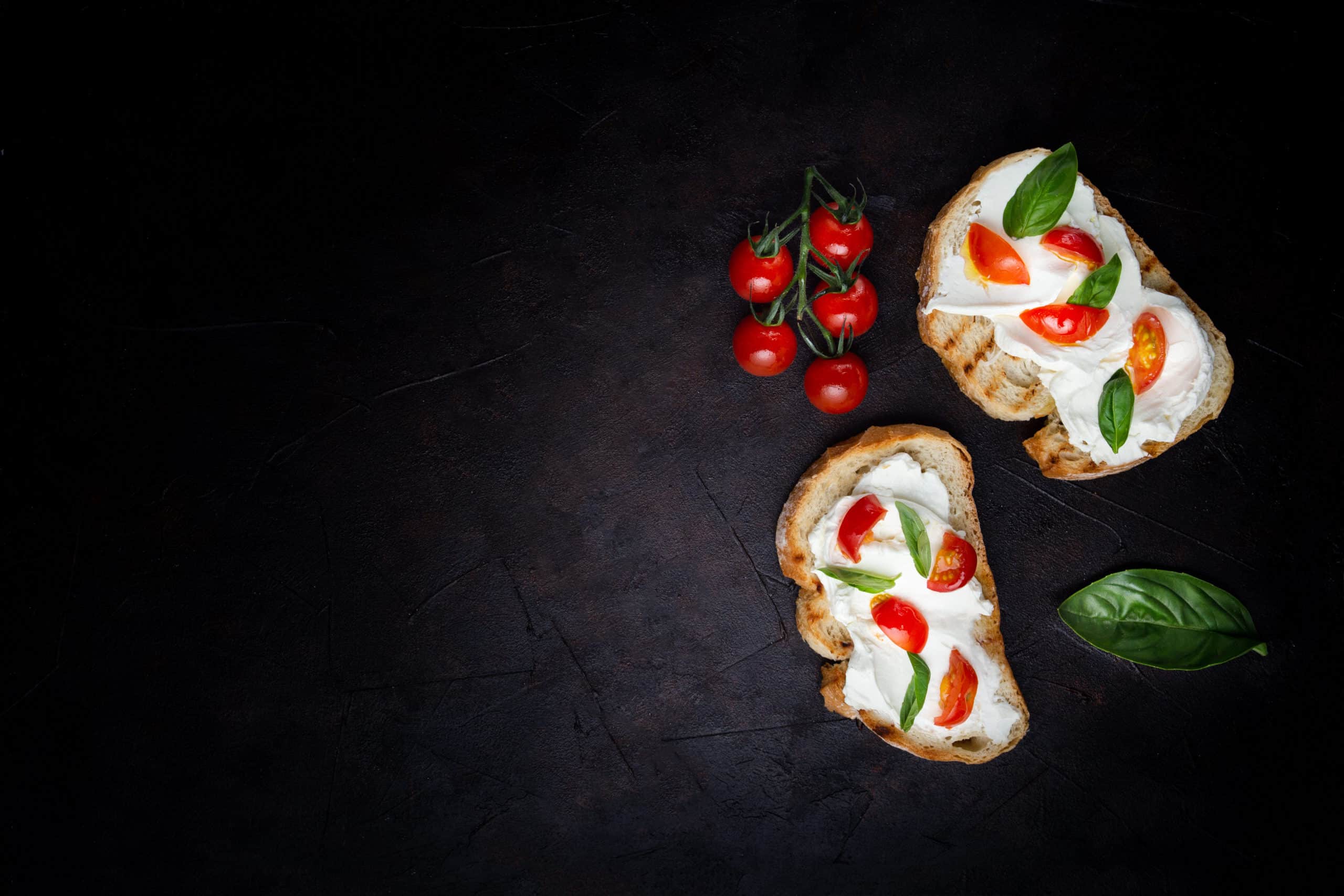 delicious-bread-with-cheese-tomato